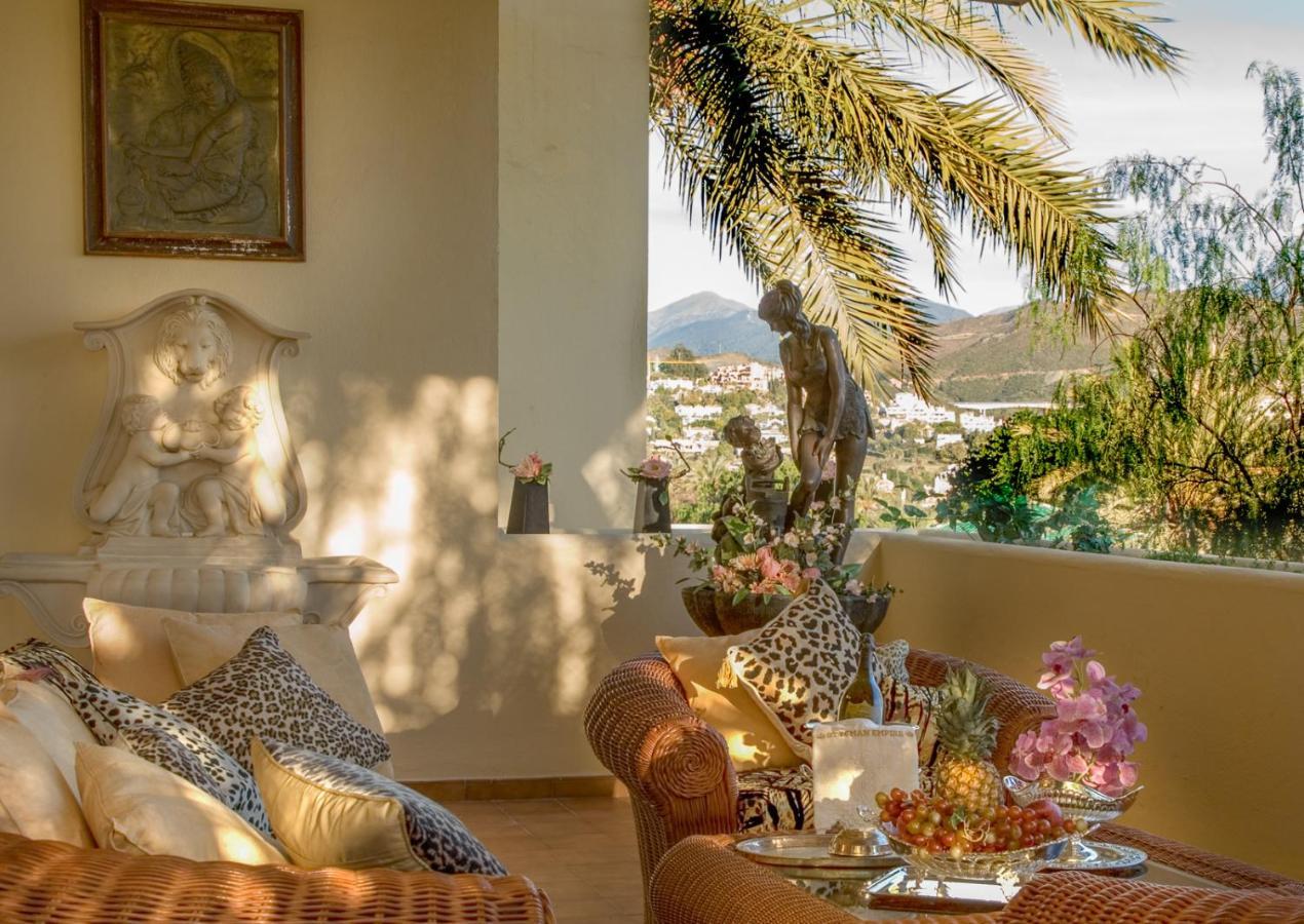 Royal Roman Empire Marbella Exterior photo