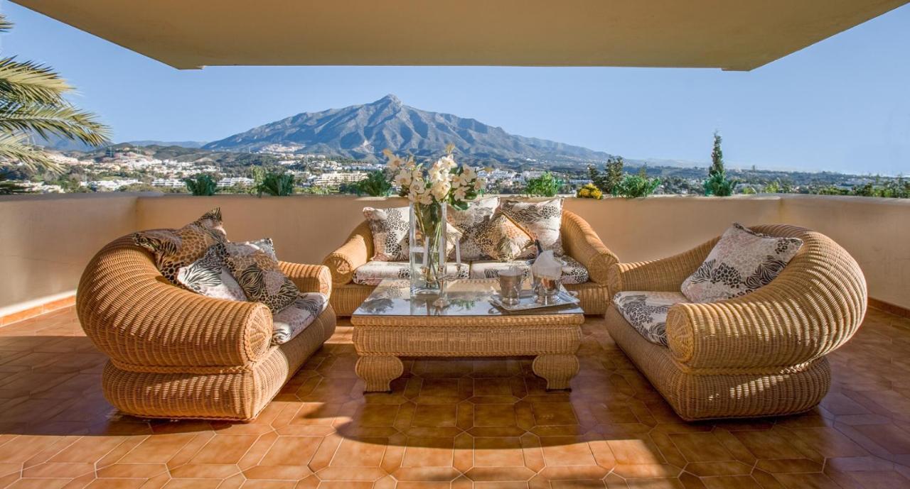 Royal Roman Empire Marbella Exterior photo