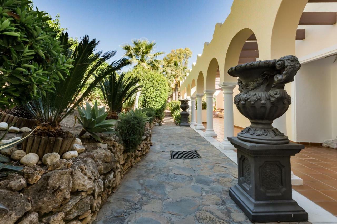 Royal Roman Empire Marbella Exterior photo